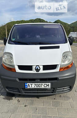 Мінівен Renault Trafic 2002 в Косові