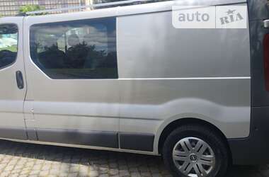 Минивэн Renault Trafic 2009 в Луцке