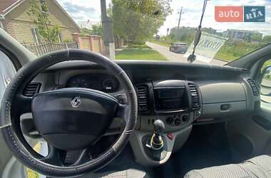 Мінівен Renault Trafic 2006 в Іллінцях