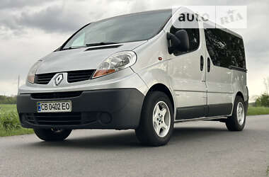 Мінівен Renault Trafic 2007 в Мені