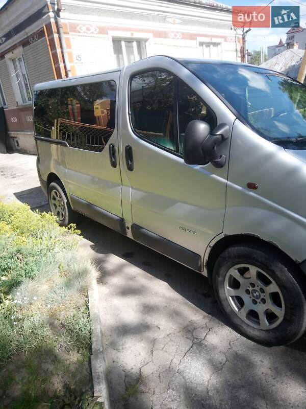 Минивэн Renault Trafic 2004 в Тернополе