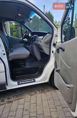 Мінівен Renault Trafic 2006 в 