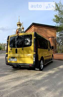 Мінівен Renault Trafic 2002 в Кривому Розі