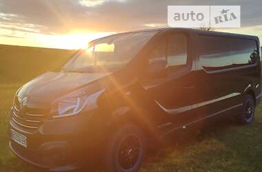 Вантажний фургон Renault Trafic 2017 в Тернополі