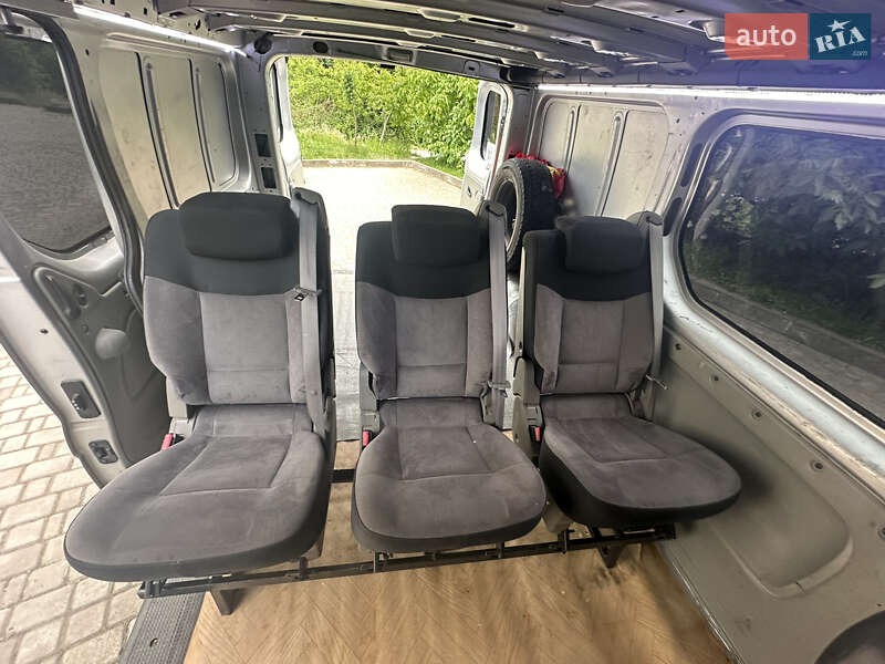 Минивэн Renault Trafic 2008 в Ивано-Франковске