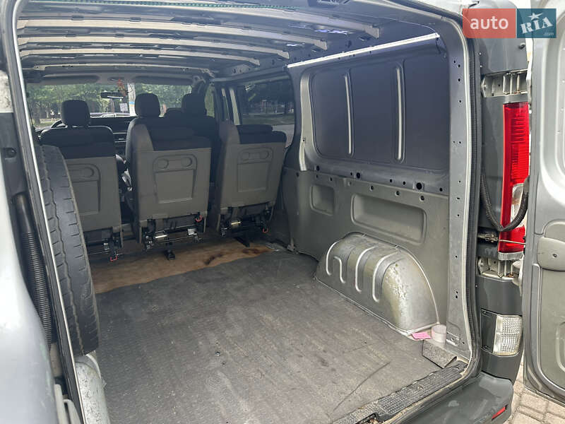 Минивэн Renault Trafic 2008 в Ивано-Франковске