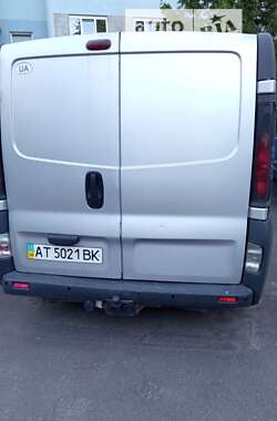 Мінівен Renault Trafic 2006 в Івано-Франківську