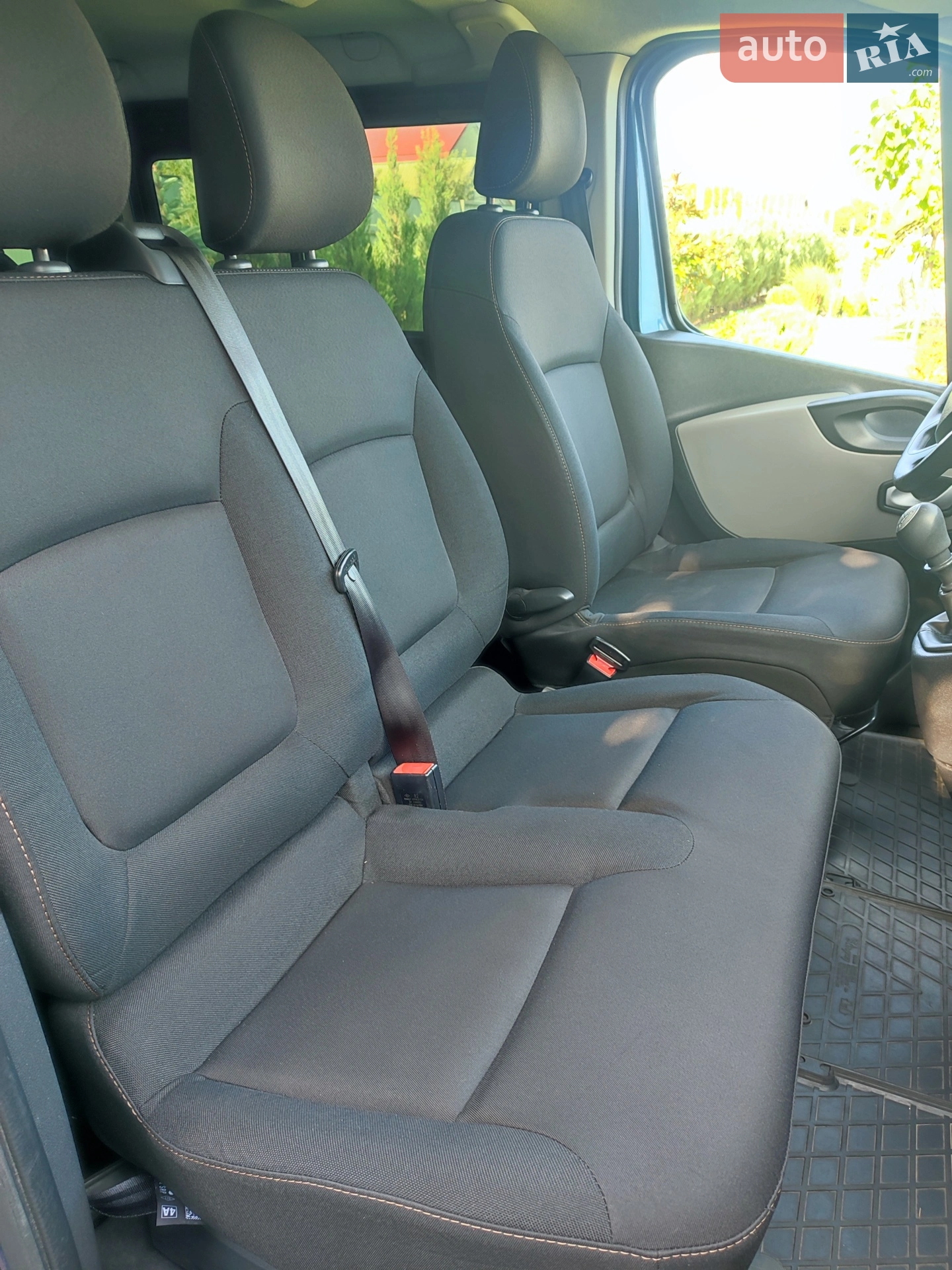 Renault Trafic 2015 VIN VF1JL000454444797 фото оголошення 4 з 18