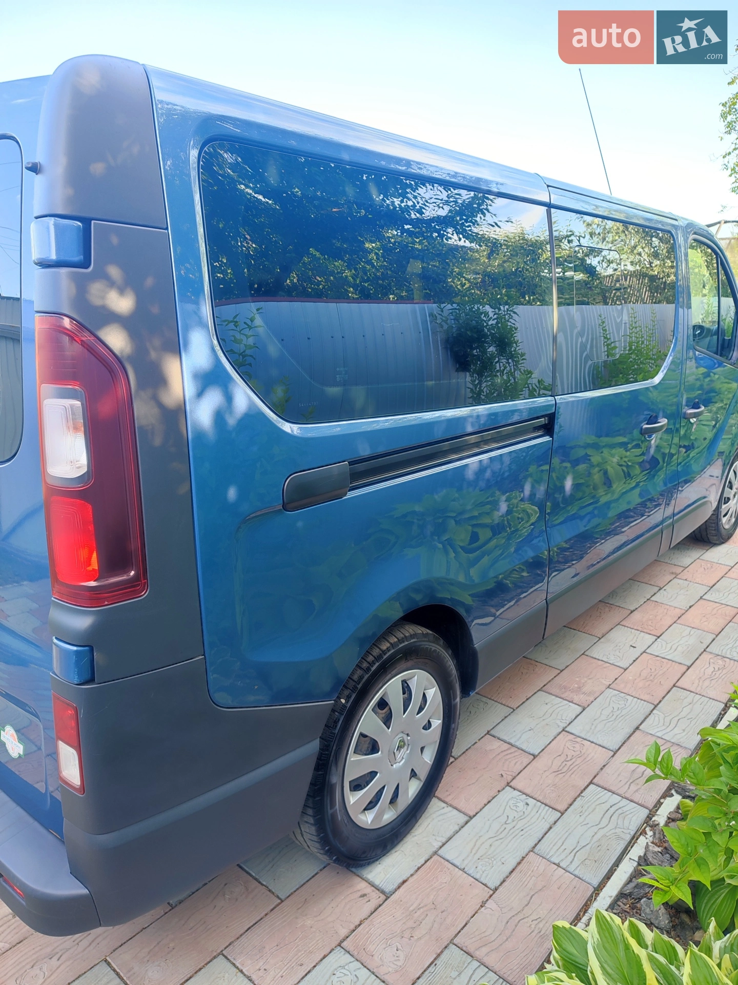 2015 Renault Trafic - мініатюра 15