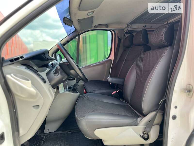 Вантажний фургон Renault Trafic 2007 в Києві