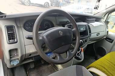 Мінівен Renault Trafic 2006 в Стрию