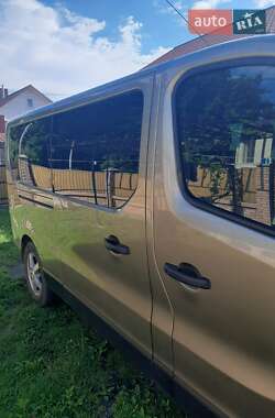 Минивэн Renault Trafic 2016 в Черновцах