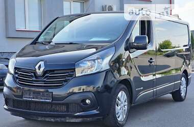 Мінівен Renault Trafic 2015 в Тернополі