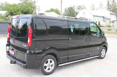 Мінівен Renault Trafic 2013 в Чернівцях