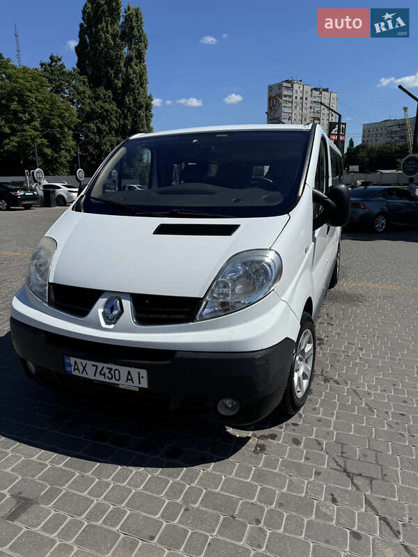 Renault Trafic 2011