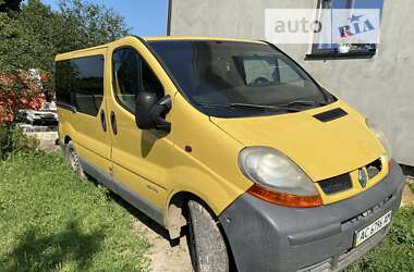 Мінівен Renault Trafic 2003 в Луцьку