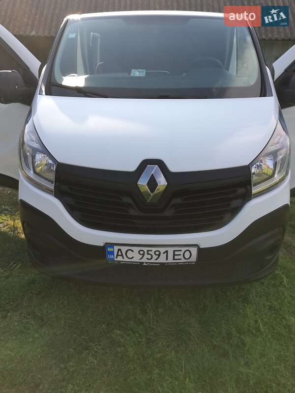 Минивэн Renault Trafic 2017 в Луцке фото 2 Минивэн Renault Trafic 2017 в Луцке