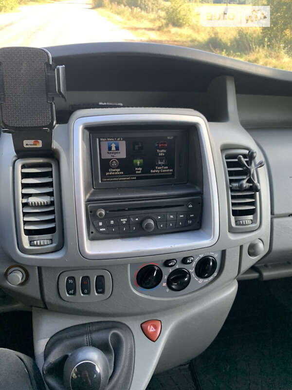 Минивэн Renault Trafic 2011 в Олевске