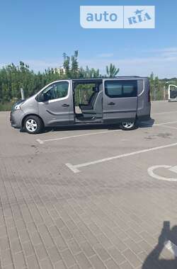 Минивэн Renault Trafic 2015 в Дубно