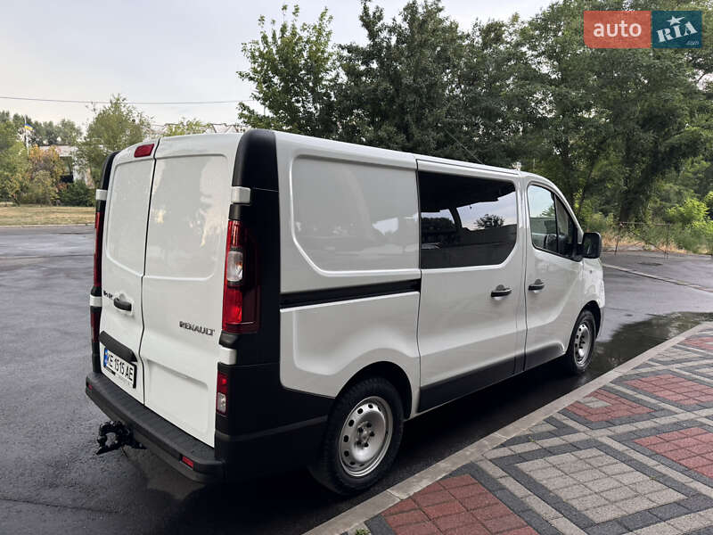 Грузовой фургон Renault Trafic 2015 в Днепре фото 15 Грузовой фургон Renault Trafic 2015 в Днепре