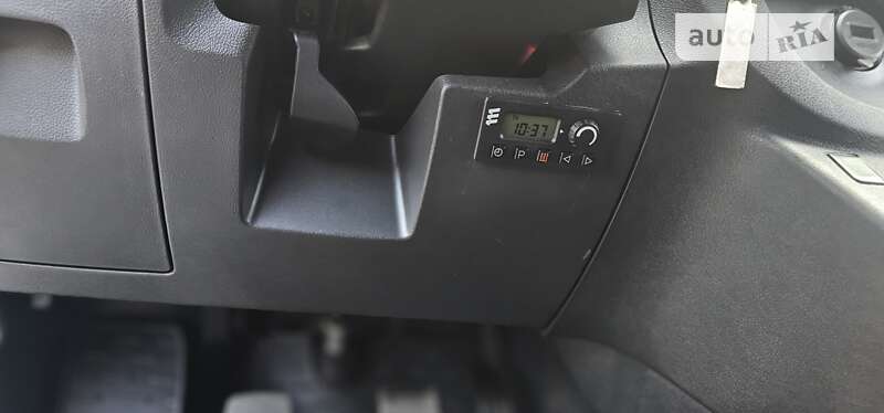 Минивэн Renault Trafic 2020 в Сваляве