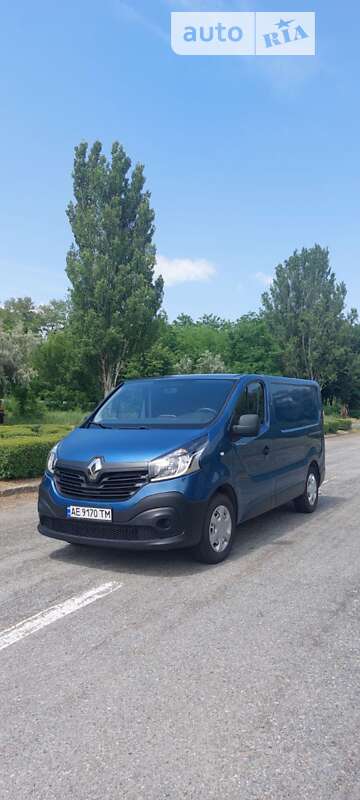 Грузовой фургон Renault Trafic 2015 в Днепре