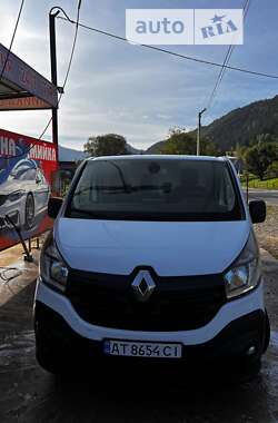 Минивэн Renault Trafic 2015 в Верховине