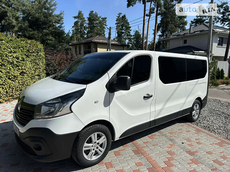 Мінівен Renault Trafic 2018 в Бучі