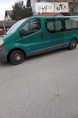 Мінівен Renault Trafic 2003 в Жовкві