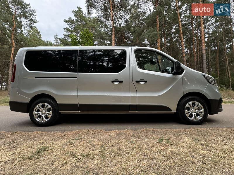 Минивэн Renault Trafic 2024 в Киеве