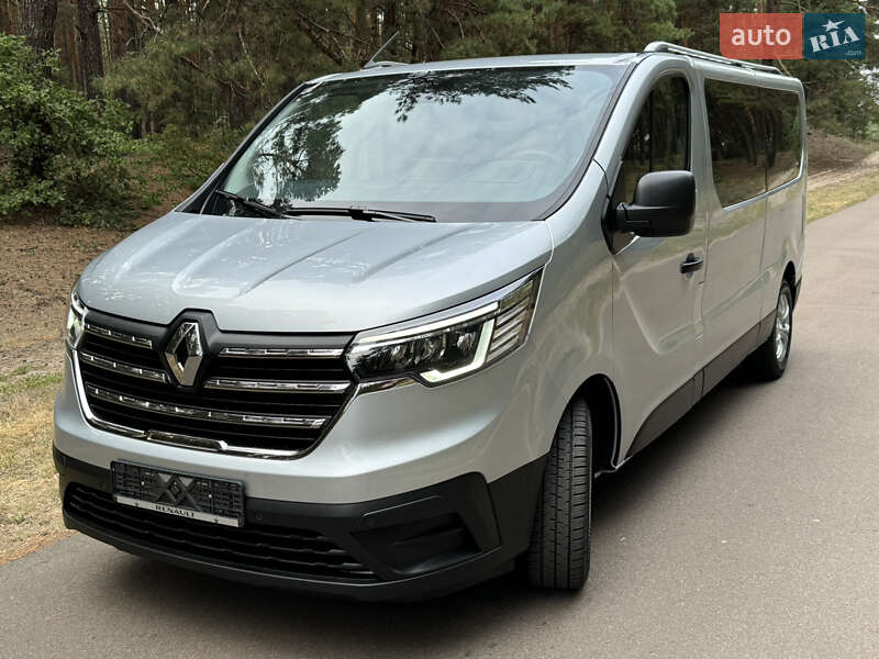 Минивэн Renault Trafic 2024 в Киеве