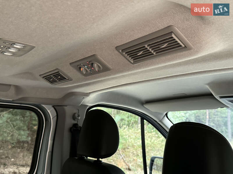 Минивэн Renault Trafic 2024 в Киеве