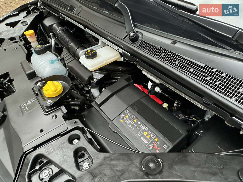 Минивэн Renault Trafic 2024 в Киеве