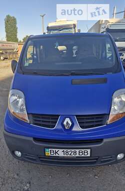 Минивэн Renault Trafic 2007 в Ровно