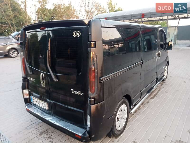 Минивэн Renault Trafic 2005 в Тернополе