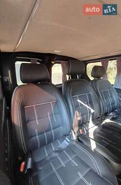 Мінівен Renault Trafic 2017 в 