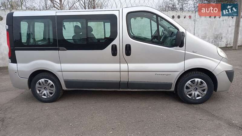 Минивэн Renault Trafic 2012 в Киеве