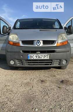 Грузовой фургон Renault Trafic 2005 в Львове