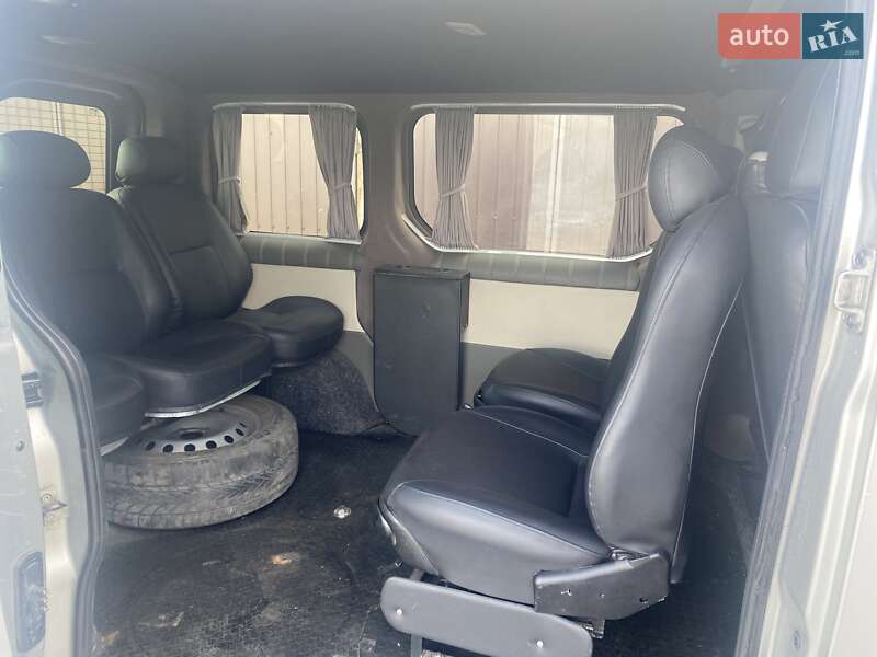 Минивэн Renault Trafic 2005 в Кривом Роге фото 5 Минивэн Renault Trafic 2005 в Кривом Роге