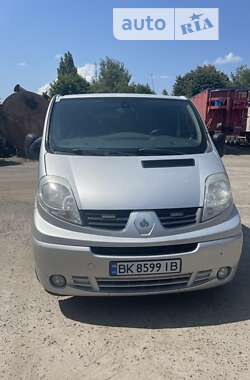 Мінівен Renault Trafic 2012 в Лохвиці