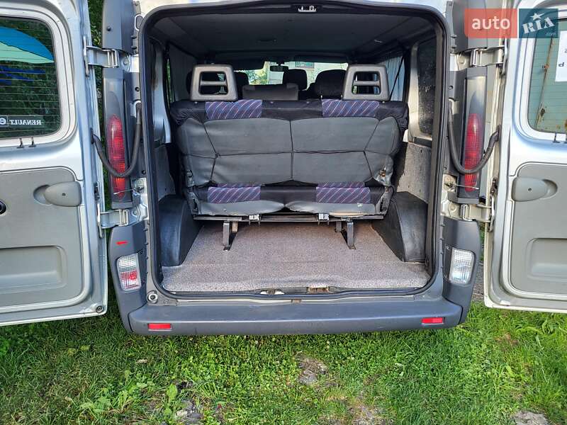 Минивэн Renault Trafic 2004 в Дрогобыче фото 9 Минивэн Renault Trafic 2004 в Дрогобыче