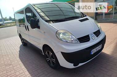 Вантажопасажирський фургон Renault Trafic 2008 в Харкові