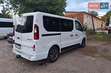 Минивэн Renault Trafic 2015 в Черновцах