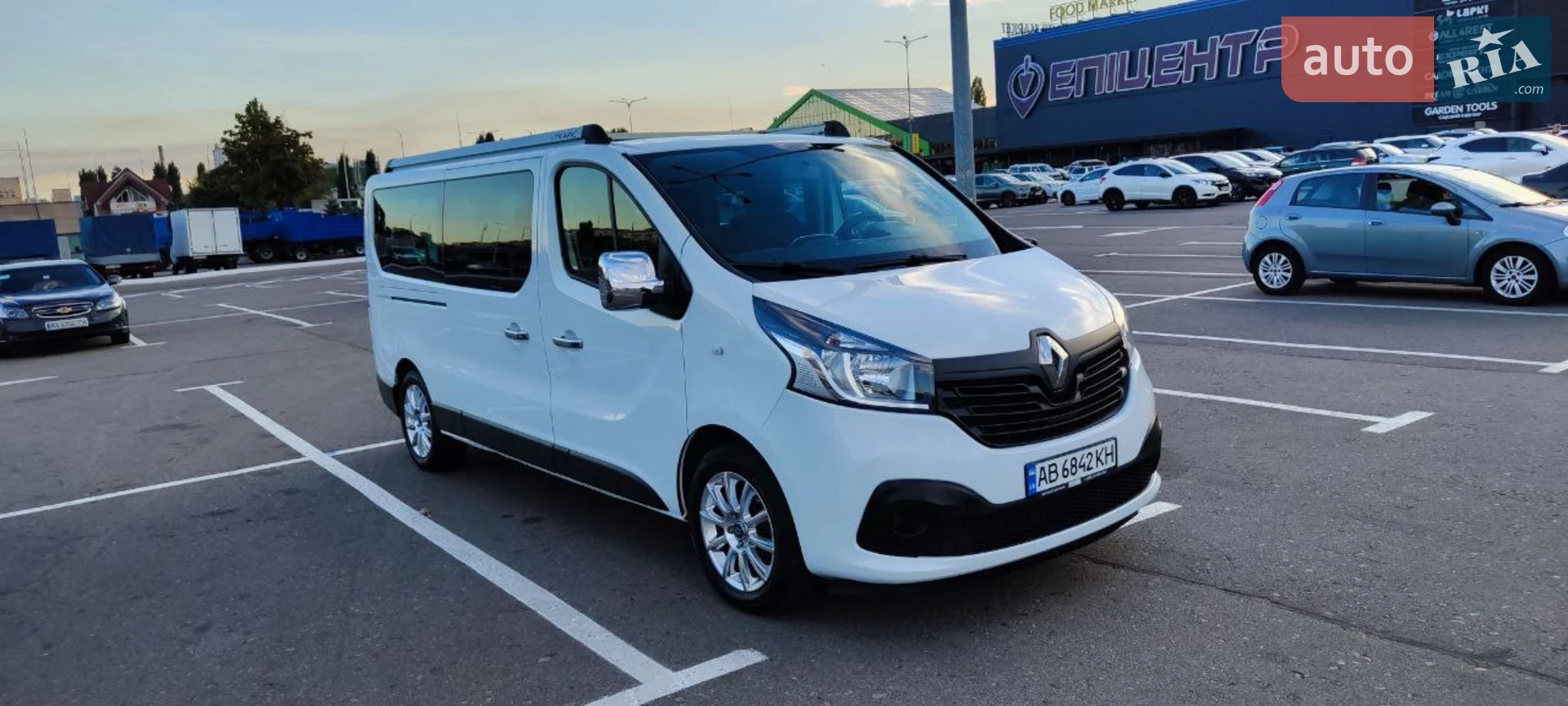 2017 Renault Trafic - мініатюра 6