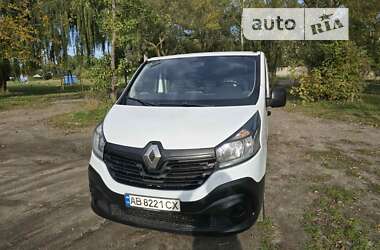 Грузопассажирский фургон Renault Trafic 2015 в Виннице