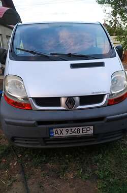 Мінівен Renault Trafic 2003 в Краснограді