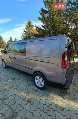 Минивэн Renault Trafic 2015 в Дубно