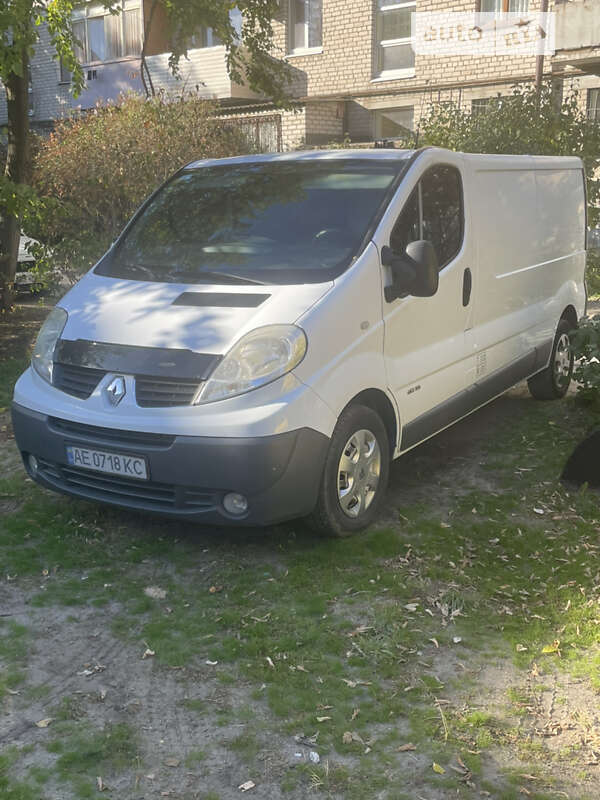 Вантажний фургон Renault Trafic 2012 в Дніпрі