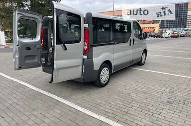 Мінівен Renault Trafic 2009 в Луцьку