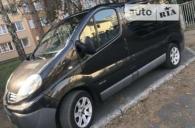 Минивэн Renault Trafic 2011 в Иршаве